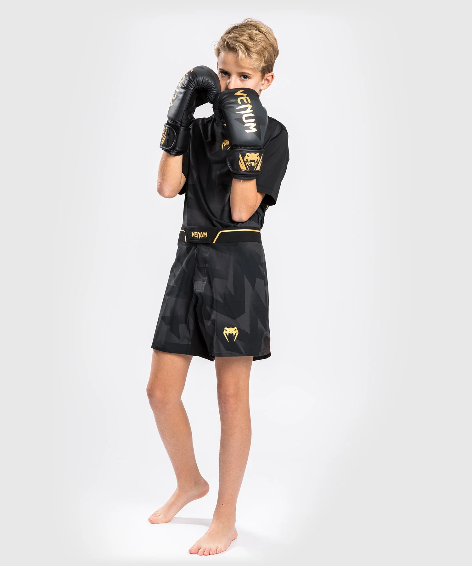 VENUM X KAZ MUAY THAI SHORTS – DUSKY ORCHID – Musclebound UK